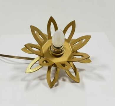 Arabesque Plug-in Light - Gold
