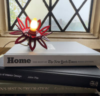 Arabesque Plug In Light - Burgandy