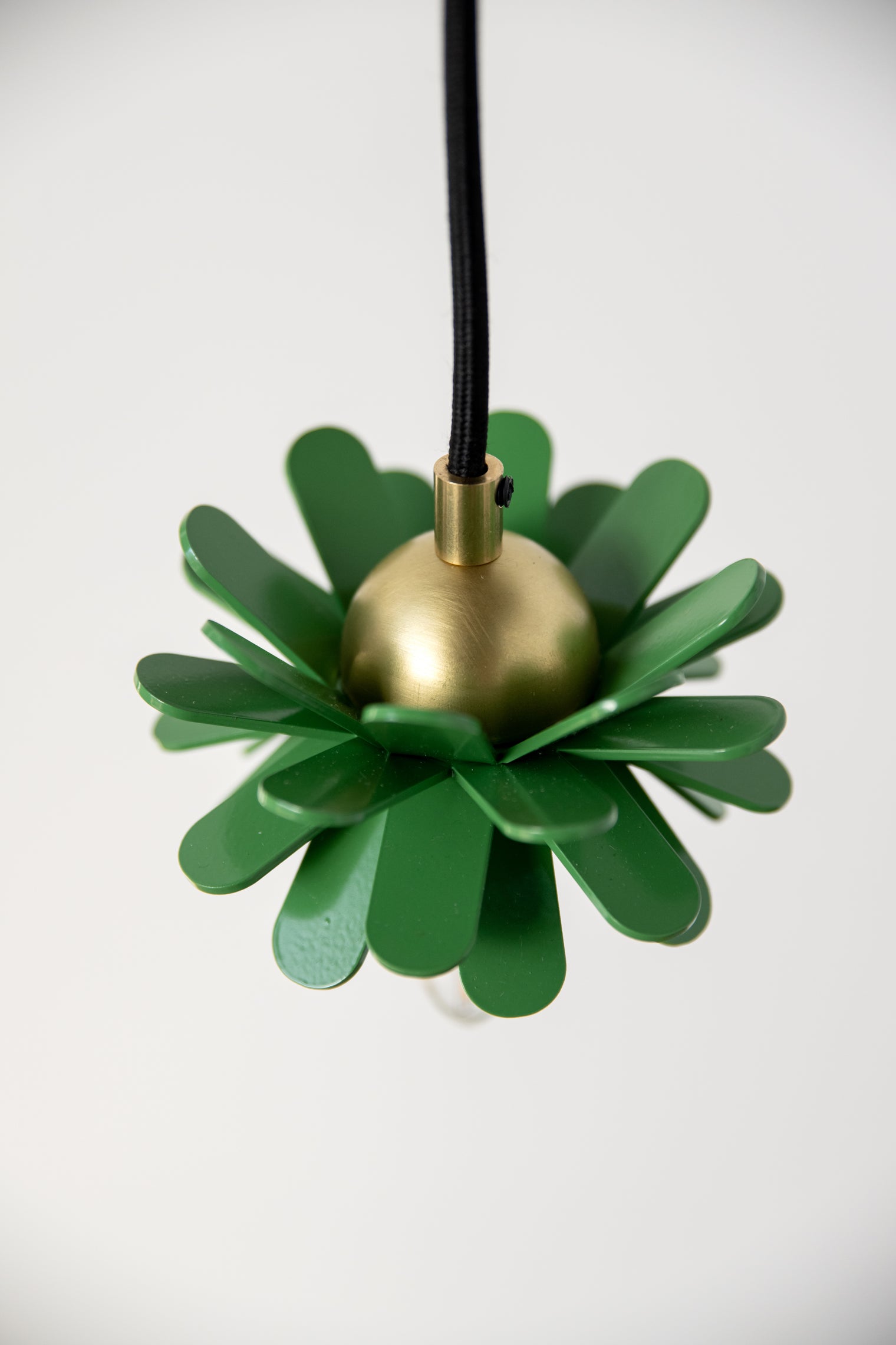 Flutter Flower Pendant (Green)